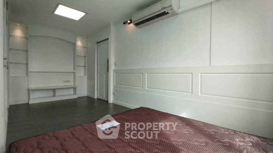 picture 2-BR Condo at Commonwealth Pinklao near MRT Bang Yi Khan (ID 2438928) - 8/13