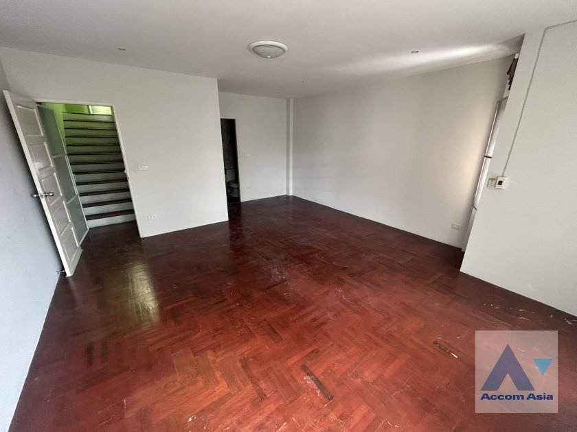 picture 🔼🔽 AccomA 📩 Home Office 6 BR Townhouse in Khlong Tan Nuea (AA44904) - 5/12