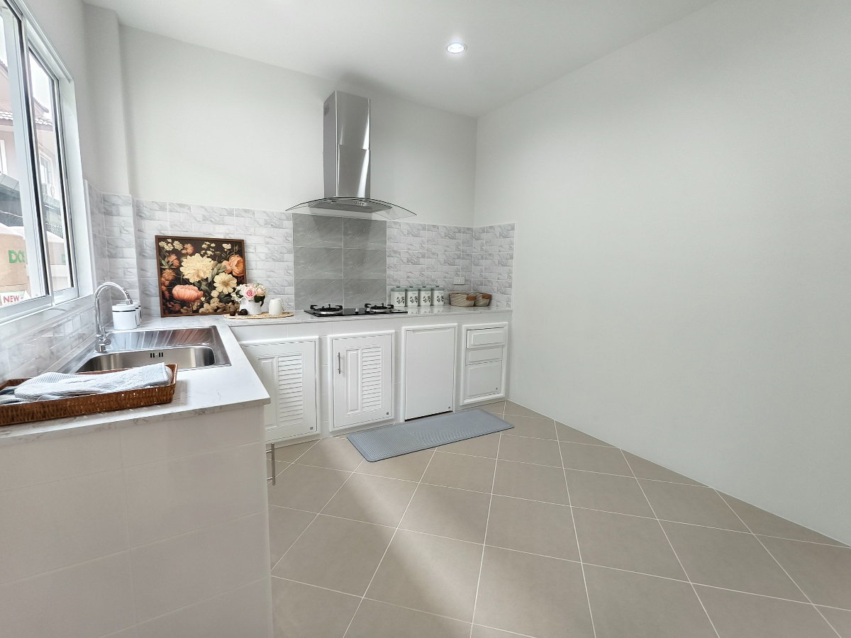 รูป บ้านใหม่ ตกแต่งเฟอร์ฯทั้งหลัง พร้อมเข้าอยู่ 3.89 ล้านบาท ใกล้เมืองเชียงใหม่ ใกล้สนามบินเชียงใหม่ - รูปที่ 5/20