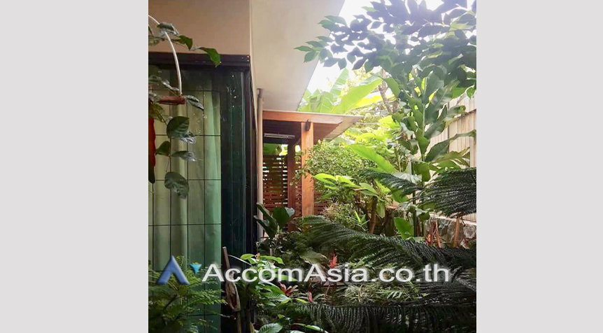 รูป 🔼🔽 AccomA 📩 Spacious home with classic wooden interior in Sathorn (AA25179) - รูปที่ 14/14