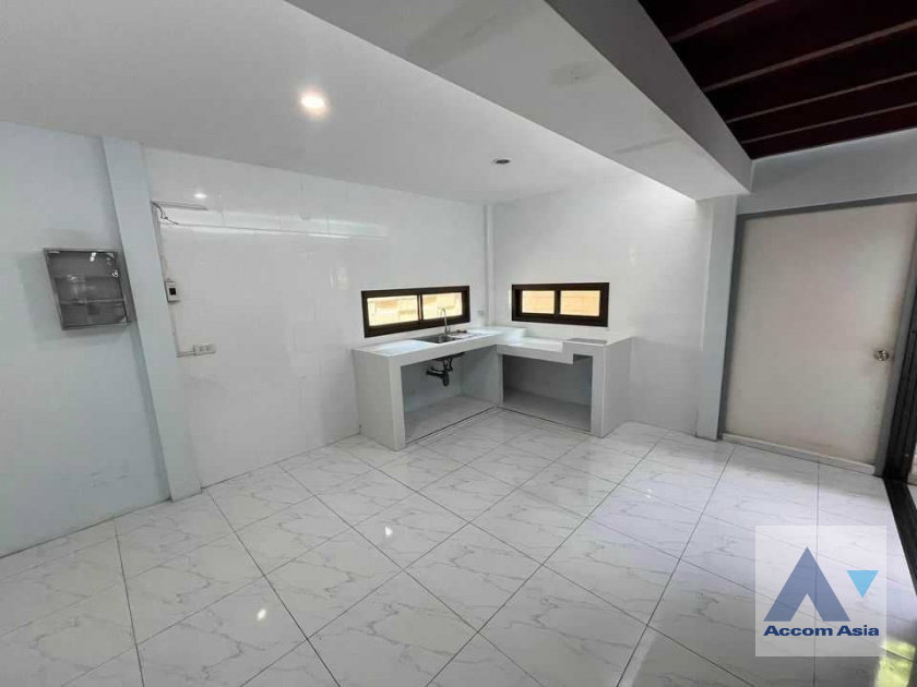 รูป 🔼🔽 AccomA 📩 Home Office 2 BR House in Khwaeng Sam Sen Nai (AA42422) - รูปที่ 7/16