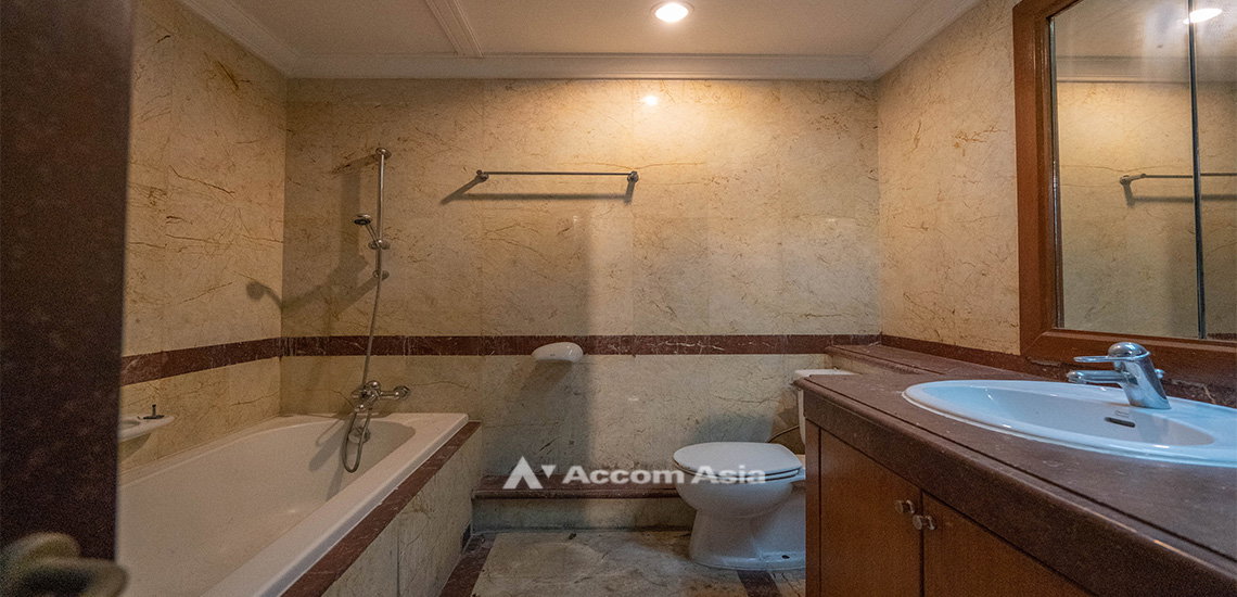 รูป 🔼🔽 AccomA 📩 Spacious room with an open city view balcony ( AA31853 ) - รูปที่ 7/9
