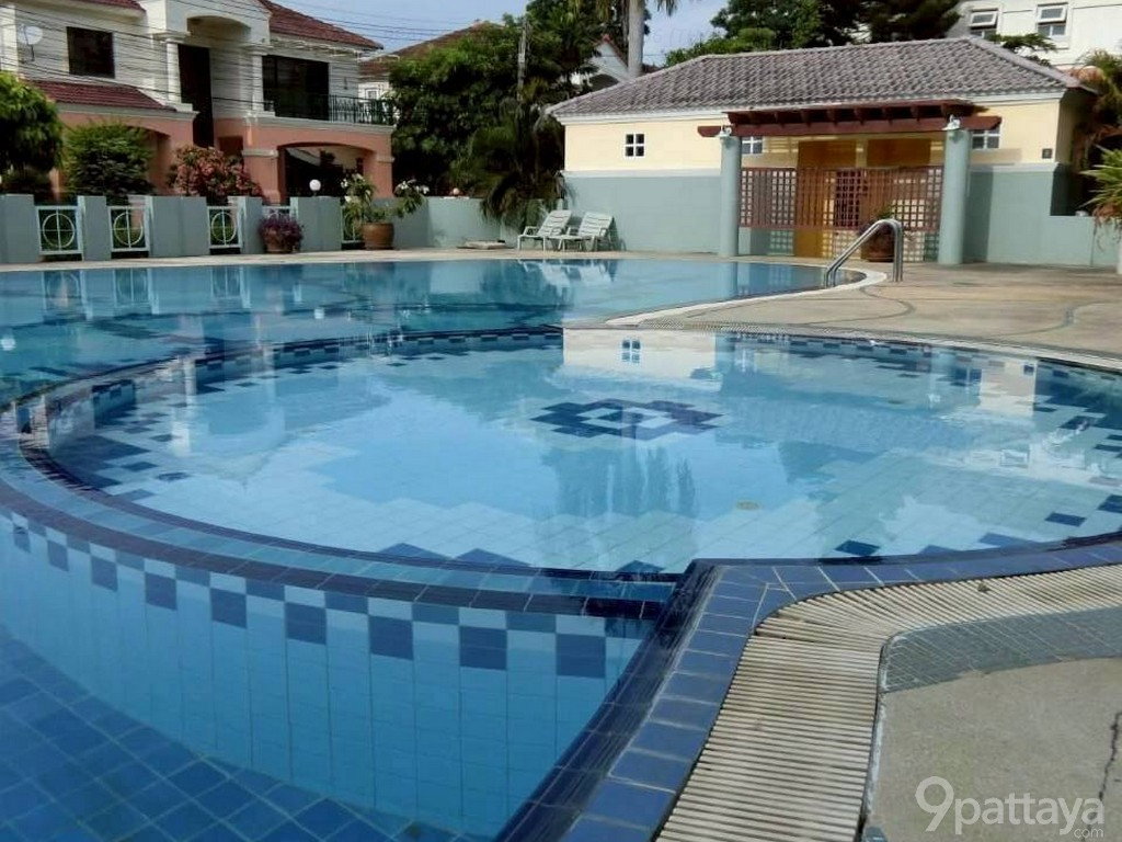 รูป ให้เช่าบ้านเดี่ยว 2 ชั้น | Central Park 3 – พัทยากลาง ✨ ขนาดที่ดิน 72 ตร.วา • 4 ห้องนอน / 3 ห้องน้ำ • เฟอร์นิเจอร์ครบ พร้อมเข้าอยู่ •  - รูปที่ 3/18