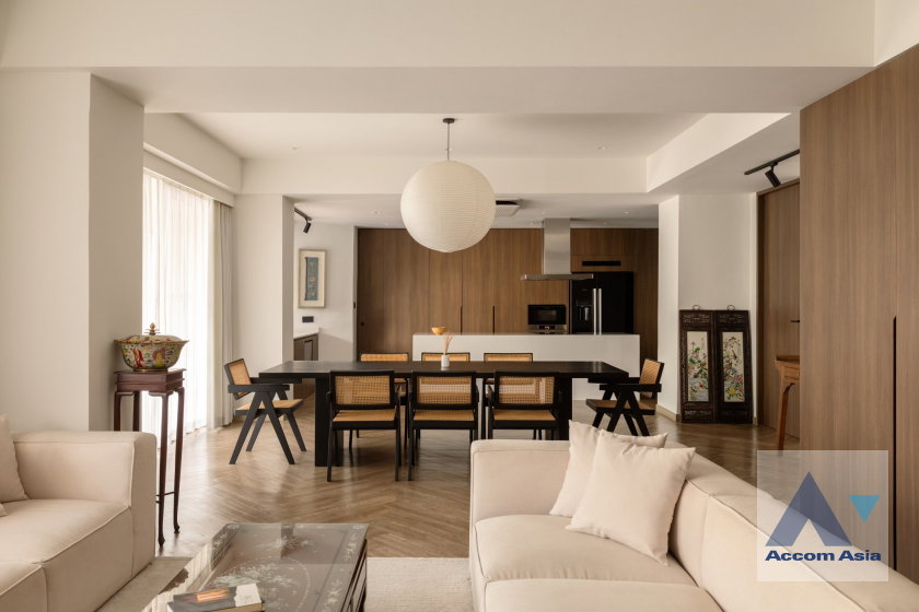 picture 🔼🔽 AccomA 📩 Newly renovated 2 BR Condominium @Newton Tower (AA45767) - 1/13