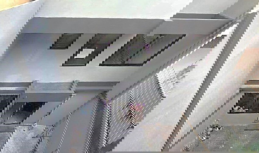 รูป ทาวเฮ้าท์แฝด รีโนเวทใหม่ เหมาะทำธุรกิจและอยู่อาศัย ** NO CO-AGENT ** - รูปที่ 4/10