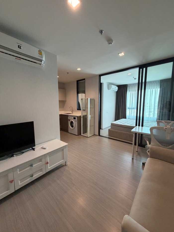 รูป Life Sathorn Sierra 1 ห้องนอน เฟอร์ครบพร้อมอยู่ พร้อมส่วนกลางขนาดใหญ่ - รูปที่ 2/23