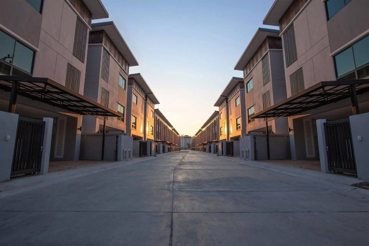 รูป [ให้เช่า] ทาวน์โฮม 3 ชั้น โครงการ Siri House รัชดา 18 🚇ใกล้ MRT ห้วยขวาง - รูปที่ 2/16