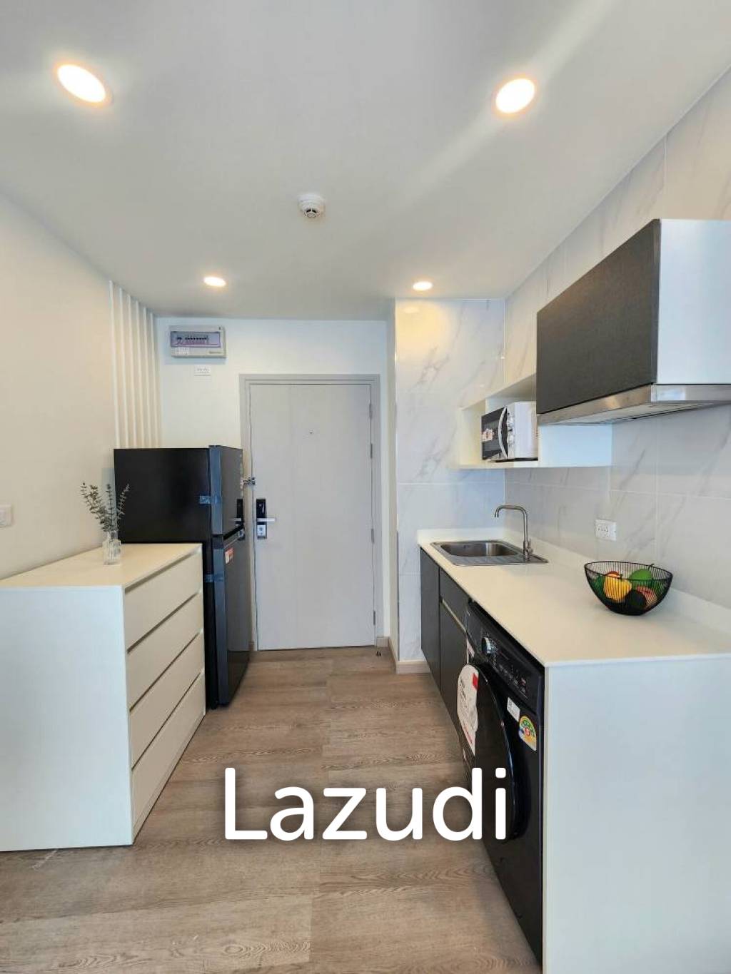 Renovated 2 Bedroom 45 SQ.M At Zcape 3 Condominium - image 4