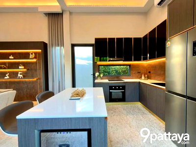 ทาวน์โฮม ถนนสาทรใต้ : ทำเลที่คนต่างชาติชอบ | Expat favorite area