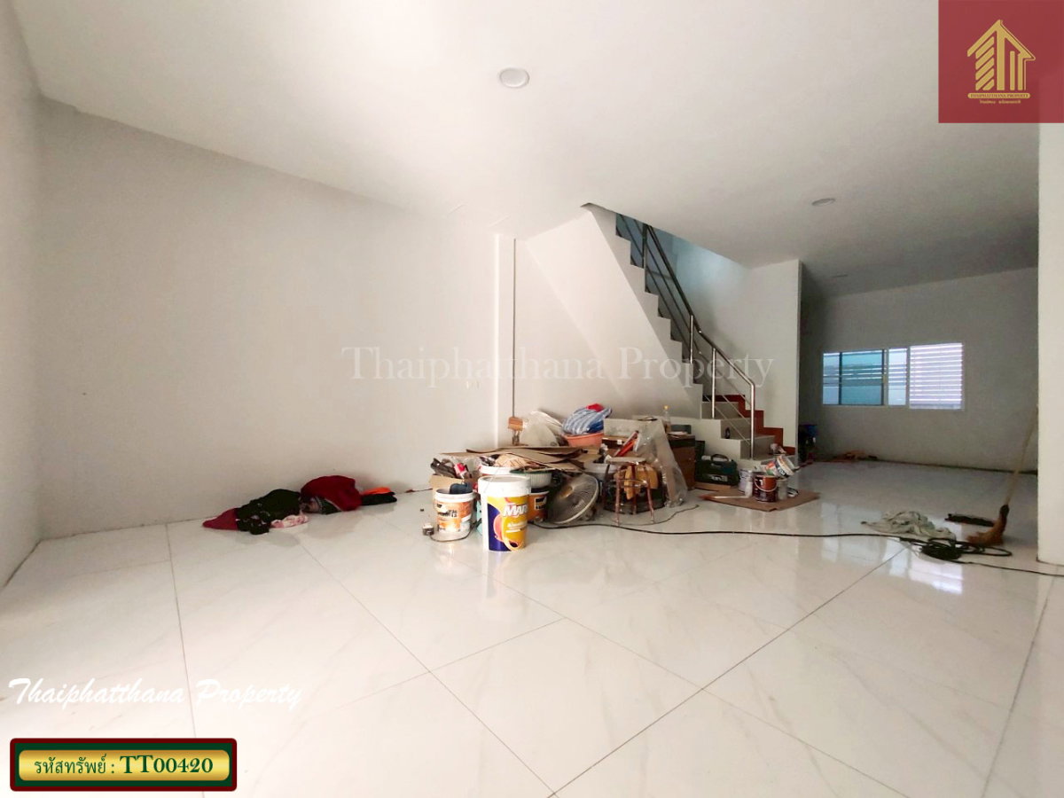 รูป หมู่บ้านทิพวัล เทพารักษ์ ทาวน์เฮ้าส์รีโนเวทใหม่ ทำเลใกล้ MRT ทิพวัล - รูปที่ 4/12