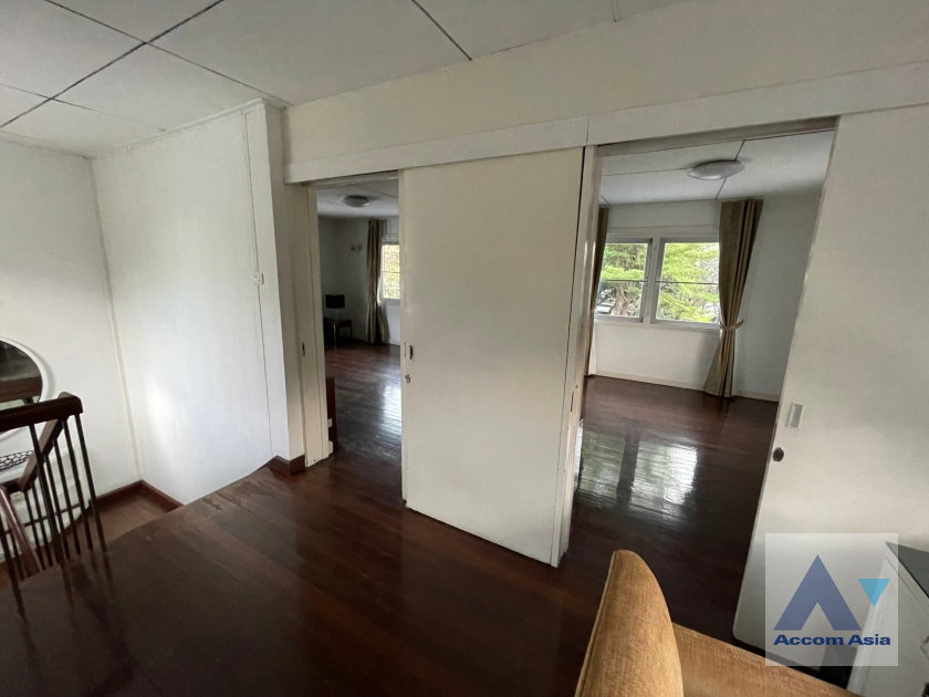 picture 🔼🔽 AccomA 📩 Pet friendly 2 BR House in Khwaeng Sam Sen Nai (AA10657) - 13/16