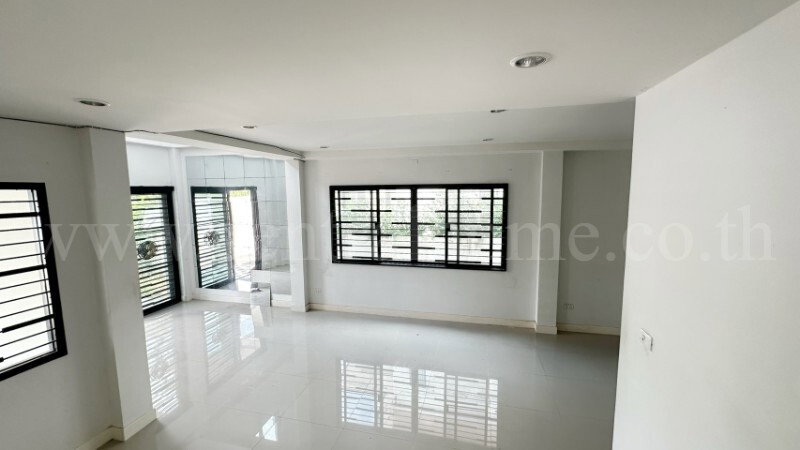 รูป บ้านเดี่ยว 2 ชั้น วิสต้า วิลล์ G คลอง 8 บ้านสวย สไตล์โมเดิร์น ราคาถูก - รูปที่ 7/21