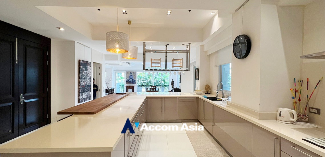 picture 🔼🔽 AccomA 📩 Penthouse 3 BR Condominium @Narathorn Place (13000612) - 10/20