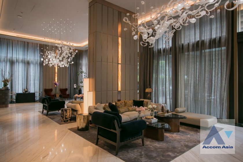 รูป 🔼🔽 AccomA 📩 Luxury condominium with refined common areas in Sukhumvit (AA43816) - รูปที่ 12/19