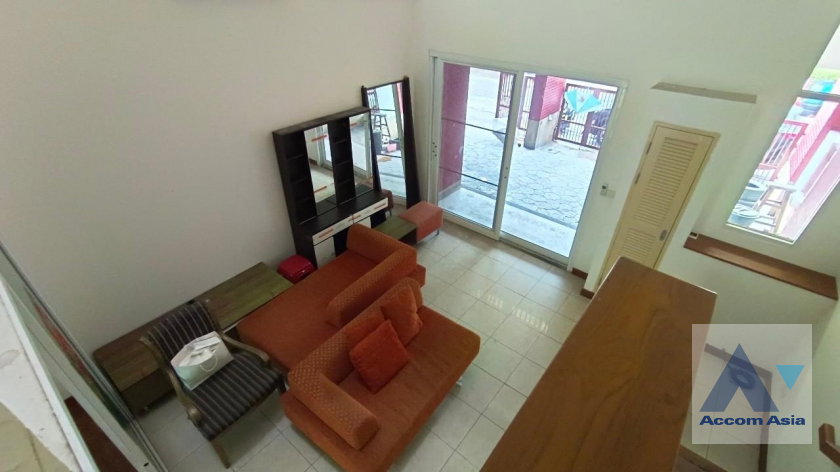 picture 🔼🔽 AccomA 📩 Renovated Townhouse with Open Living Area in Sathorn (AA36392) - 2/18