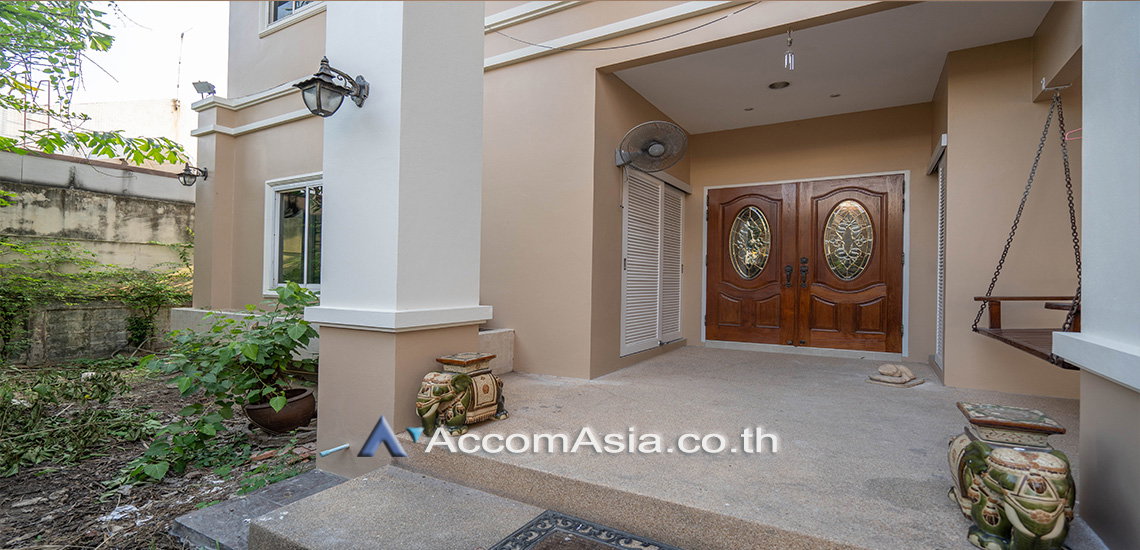 picture 🔼🔽 AccomA 📩 Spacious detached house with large balcony and natural light in Sukhumvit area (2318119) - 3/20