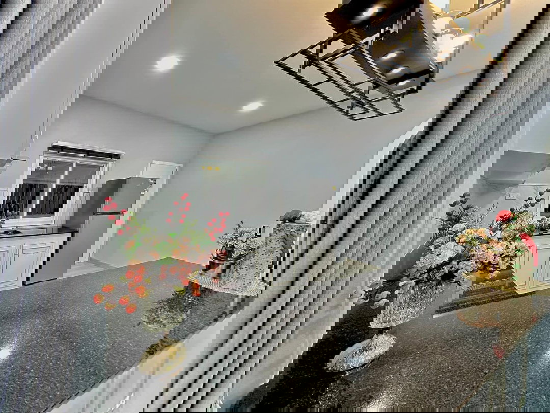 รูป ขายบ้านเดี่ยวพร้อมสระว่ายน้ำ ในพัทยา ทำเลทอง โซนห้วยใหญ่ - รูปที่ 4/23