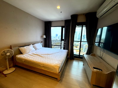 Condos for rent Soi Thonglor (Sukhumvit 55) : 🔥🔥🔥 For Rent Condo , Rhythm Sukhumvit 36-38 , BTS-Thong Lo , Phra Khanong , Khlong Toei , Bangkok , CX-145727 ✅ Live chat with us ADD LINE @connexproperty ✅ 🔥🔥🔥