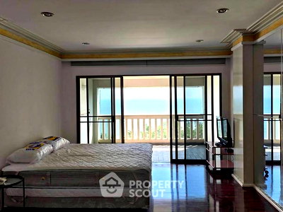 Condos for rent 700 Year Sports Arena Chiang Mai : 1-BR Condo at Dusit Condominium close to The Venezia (ID 2187056)