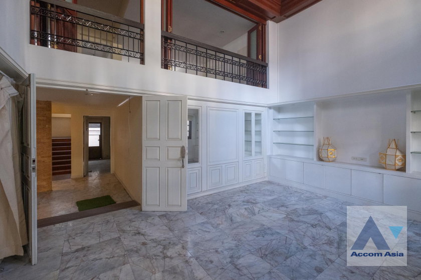 รูป 🔼🔽 AccomA 📩 Large family home with greenery and natural ventilation in Silom (AA39989) - รูปที่ 3/20