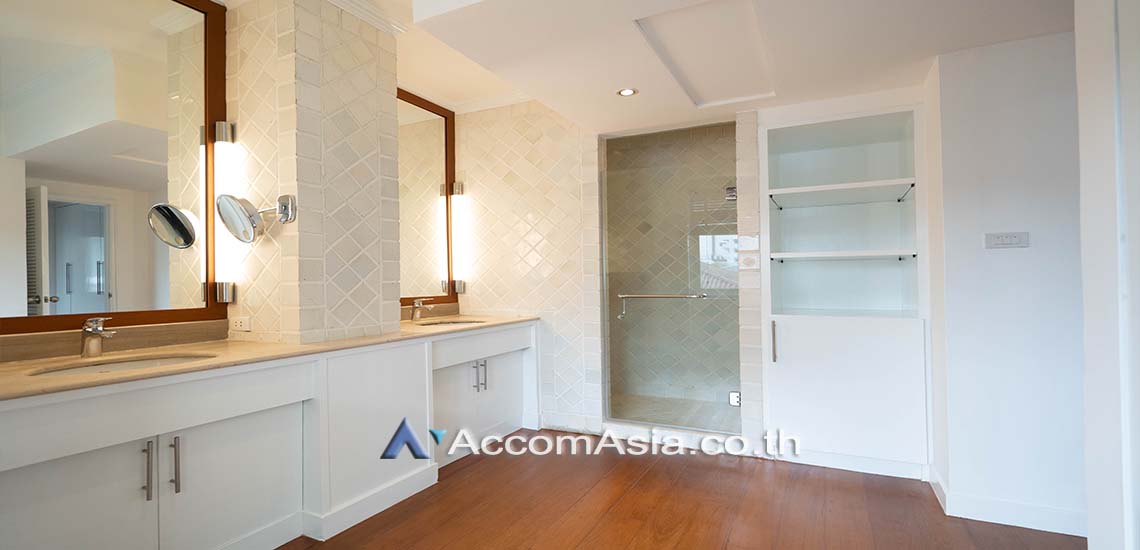 รูป 🔼🔽 AccomA 📩 Pet friendly 4 BR House in Khlong Toei Nuea (AA29516) - รูปที่ 13/20