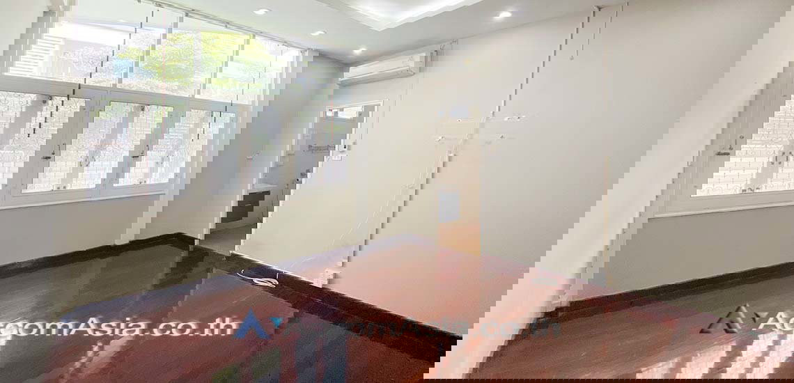 picture 🔼🔽 AccomA 📩 3 BR House in Khlong Toei (4001901) - 12/16