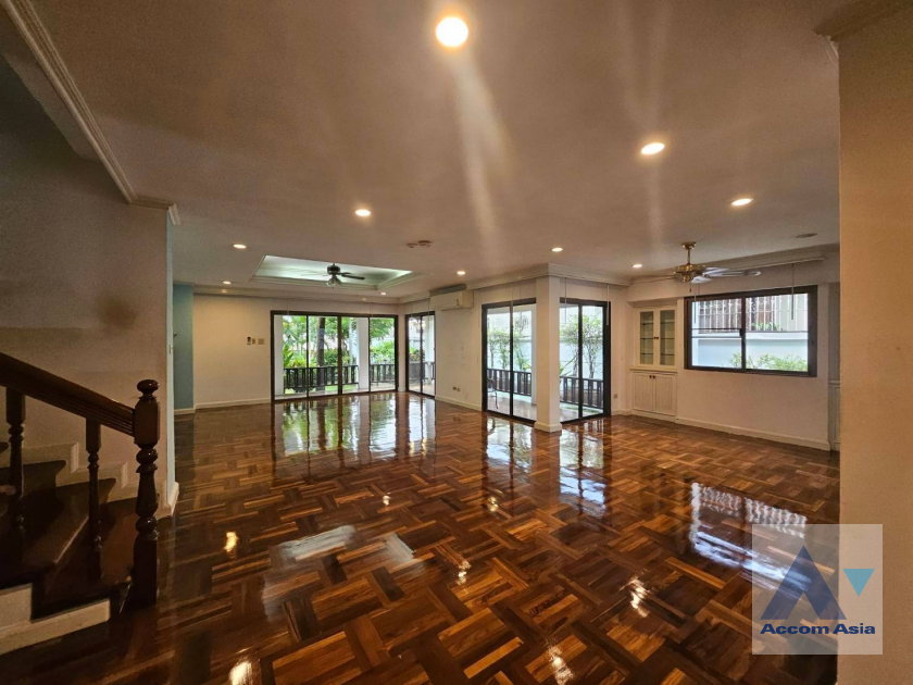 รูป 🔼🔽 AccomA 📩  4 BR House @Kid Friendly House Compound (AA41471) - รูปที่ 2/12