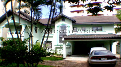 Houses for rent Bangkok : 🔼🔽 AccomA 📩 Home Office 4 BR House in Khlong Tan Nuea (96566)