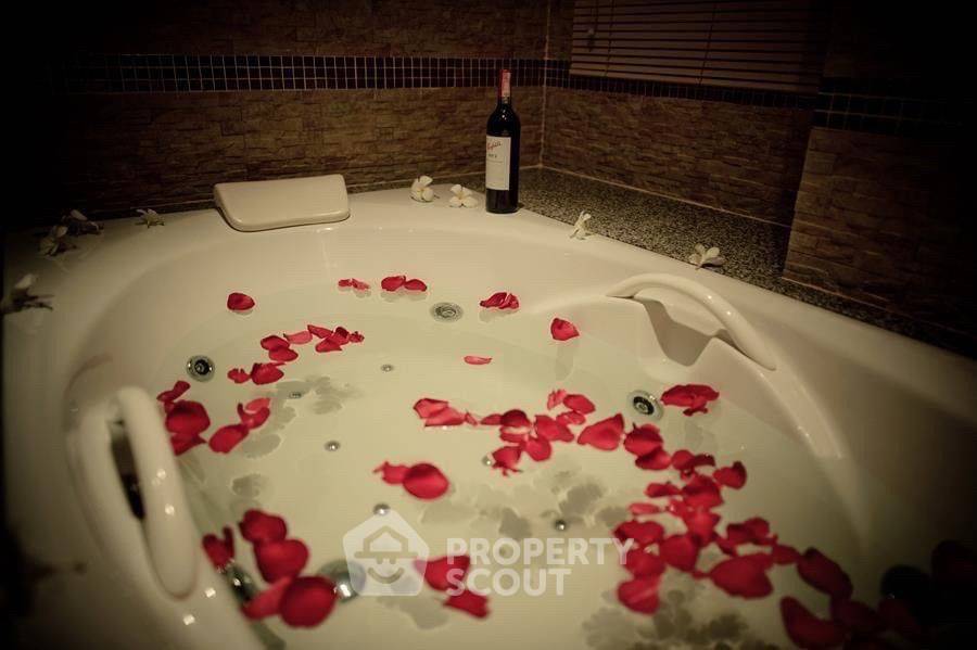 รูป คอนโด 2-ห้องนอน ที่ เดอะ บีช พาเลซ ใกล้ หาดชะอำ (ID 1233698) - รูปที่ 4/15