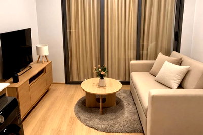 Condos for rent : Life Rama 4 -               Asoke