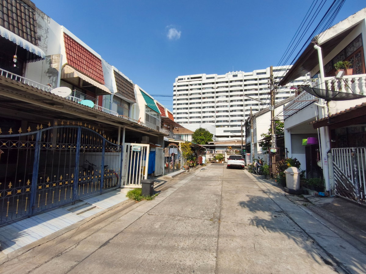 รูป ขายด่วน 🏡 ทาวน์เฮ้าส์ 2 ชั้น "บ้านสินพัฒนา 4" เพียง 1.85 ล้าน ทำเล งามวงศ์วาน – รัตนาธิเบศร์ - รูปที่ 24/25