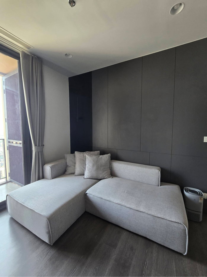 รูป ขาย – OKA HAUS Sukhumvit 36 ✨ ห้องมุม ชั้นสูง วิวแม่น้ำเจ้าพระยา พร้อมอ่างอาบน้ำ ตกแต่งครบ พร้อมอยู่ 📍 ทำเลดี สุขุมวิท 36 ใกล้โซนทองหล่อ–พระราม 4 - รูปที่ 4/10