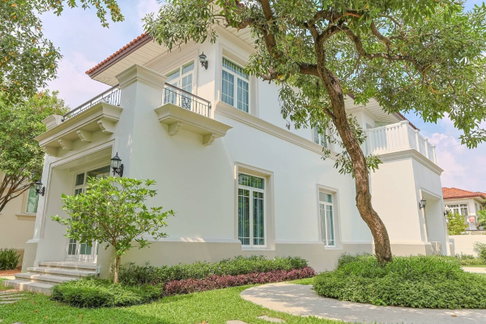 S2961 ขายบ้านหรู ทำเลคุณภาพ Grand Crystal เลียบด่วนเอกมัย-รามอินทรา