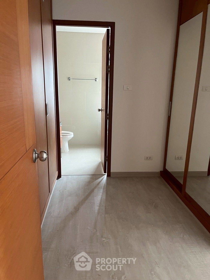 รูป คอนโด 2-ห้องนอน ที่ วิลล่า สาทร ใกล้ BTS กรุงธนบุรี (ID 2768558) - รูปที่ 8/12