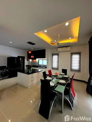 Houses for rent Chonburi : Newly Renovated 3-Bedroom Pool Villa with Jacuzzi 6150997