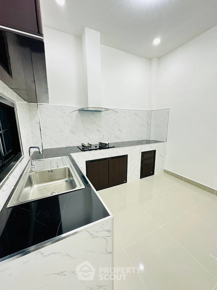 รูป บ้าน 3-ห้องนอน ใกล้ เมืองพัทยา (ID 2772999) - รูปที่ 6/13