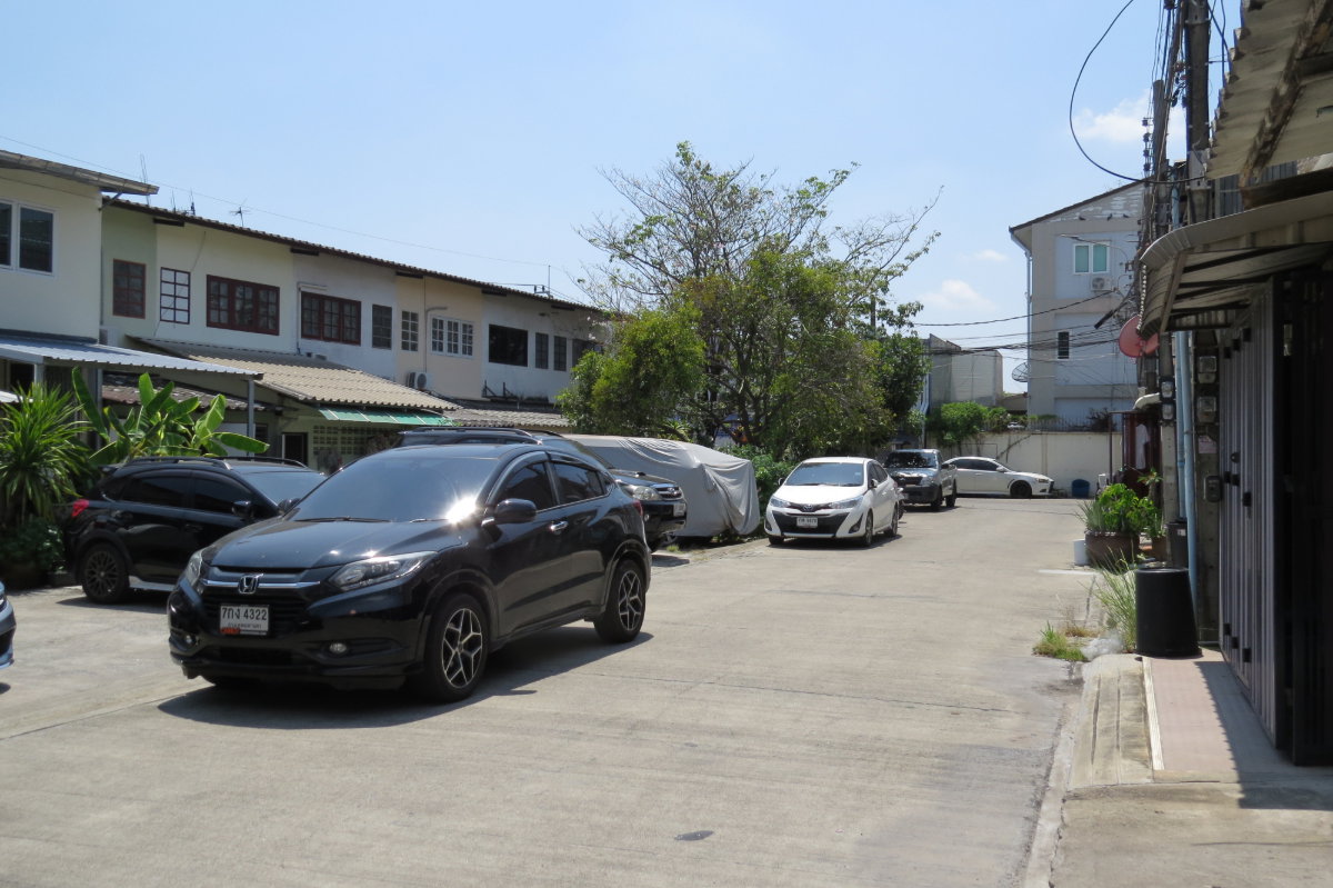 รูป ขายทาวน์เฮ้าส์ 2 ชั้น ม.เย็นสุข ลาดพร้าว วังทองหลาง กรุงเทพ - รูปที่ 4/18