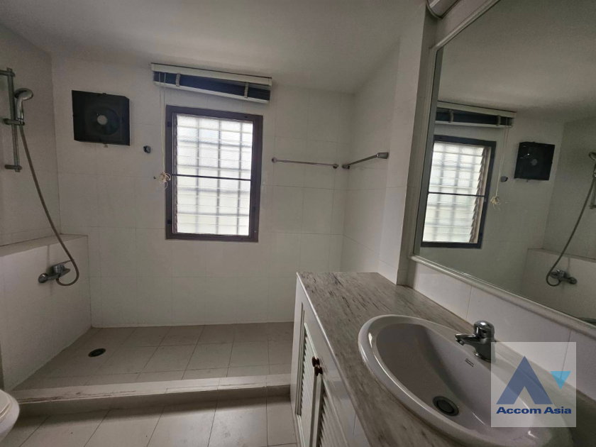 รูป 🔼🔽 AccomA 📩  4 BR House @Kid Friendly House Compound (AA41471) - รูปที่ 12/12
