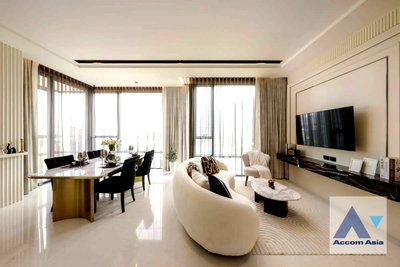 คอนโดให้เช่า : 🔼🔽 AccomA 📩  Modern minimalist condominium with wooden interior and full-height glass (AA43843)