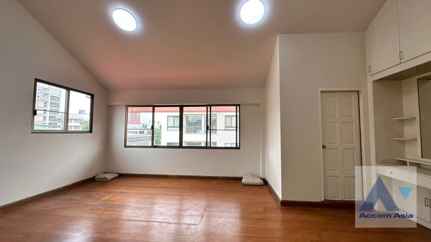 picture 🔼🔽 AccomA 📩 Home Office,Pet friendly 3 BR Townhouse @Townhouse Phaholyothin (1818219) - 7/20