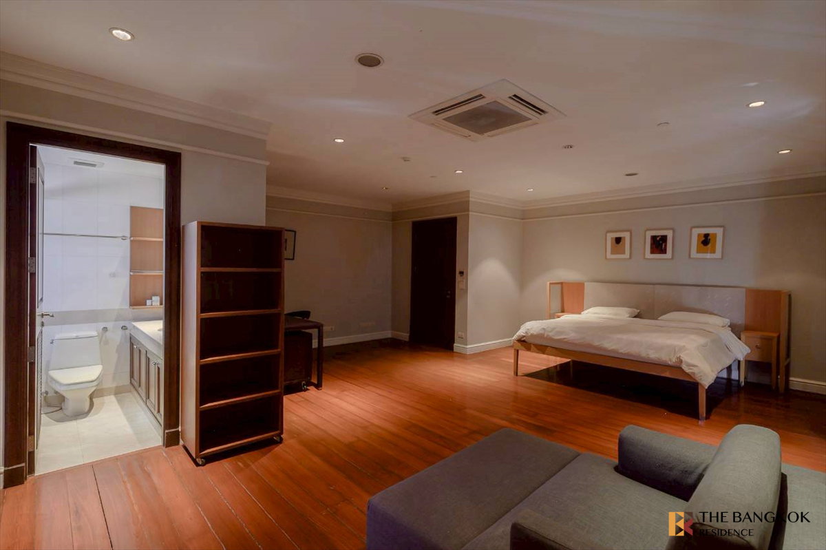 รูป ขายเพนท์เฮ้าส์หรู Las Colinas Condo ใกล้ BTS อโศก 5 ห้องนอน เพดานสูง โปร่งโล่ง - รูปที่ 12/18