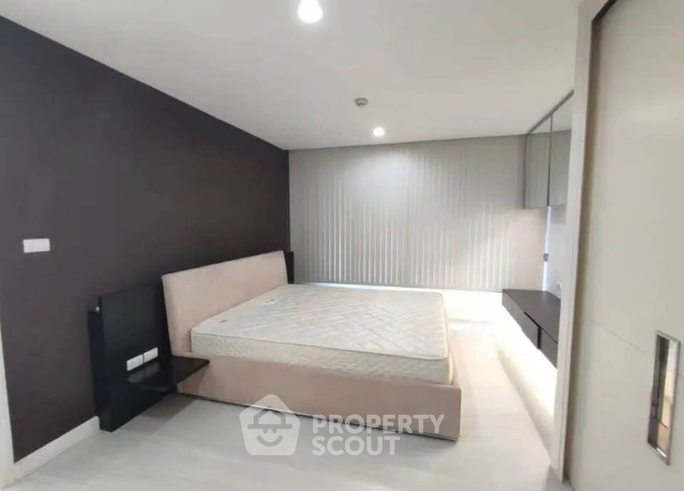รูป คอนโด 2-ห้องนอน ที่ เดอะ แบงค็อค สาทร-ตากสิน คอนโดมิเนียม ใกล้ BTS กรุงธนบุรี (ID 2773891) - รูปที่ 3/11