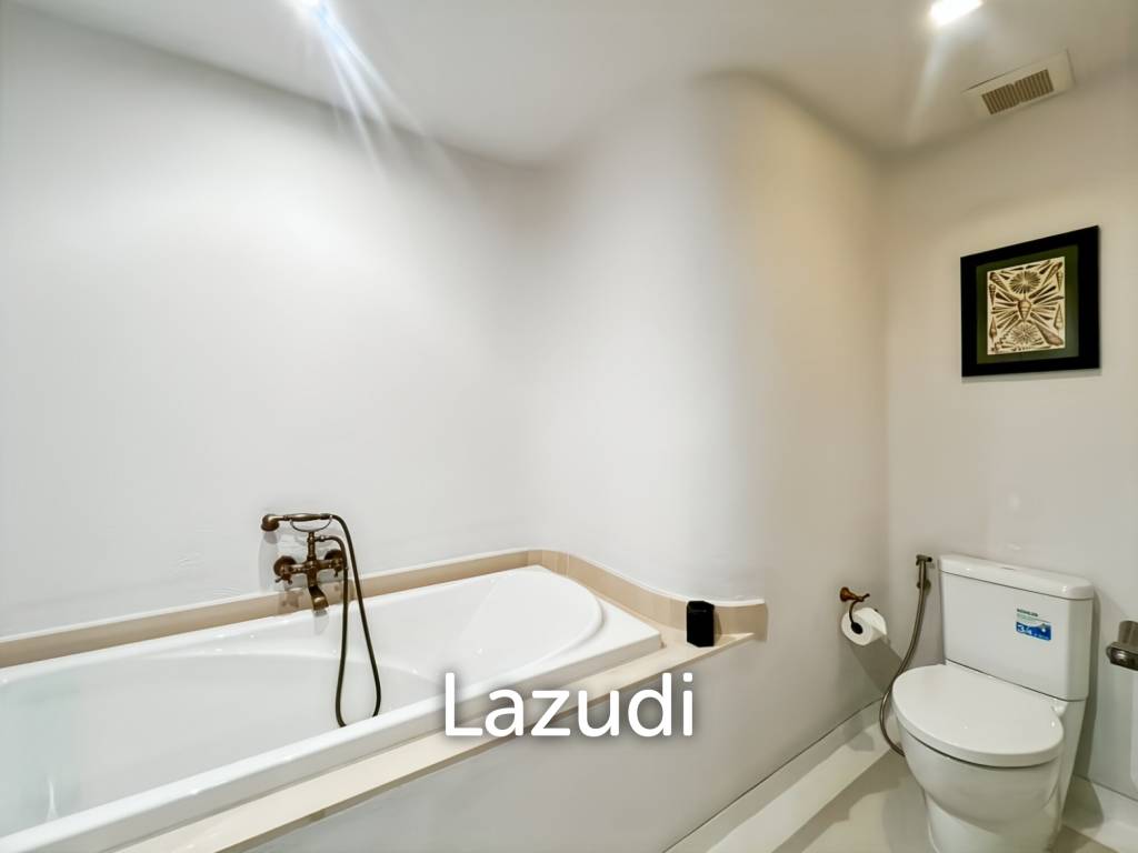 picture 77.5 sqm 2-Bed Beachfront Condo at Chelona Khao Tao - 29/41