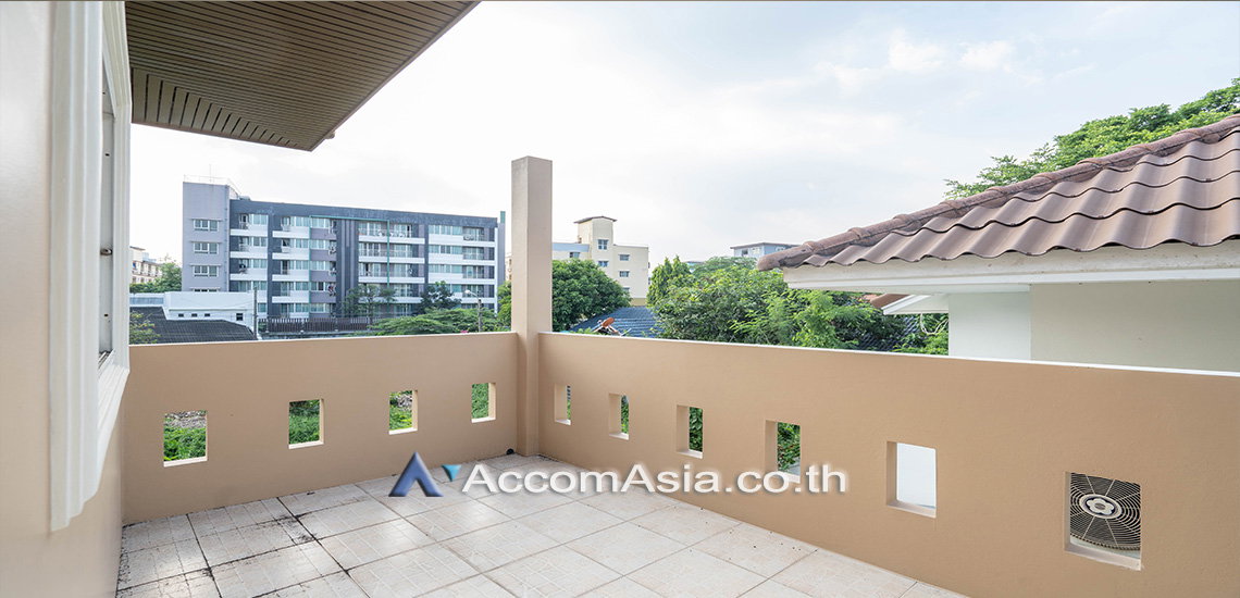 picture 🔼🔽 AccomA 📩 Spacious detached house with large balcony and natural light in Sukhumvit area (2318119) - 17/20