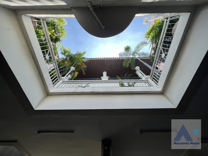 รูป 🔼🔽 AccomA 📩 Pet friendly 5 BR Townhouse @Private Sukhumvit Compound (AA36810) - รูปที่ 6/18