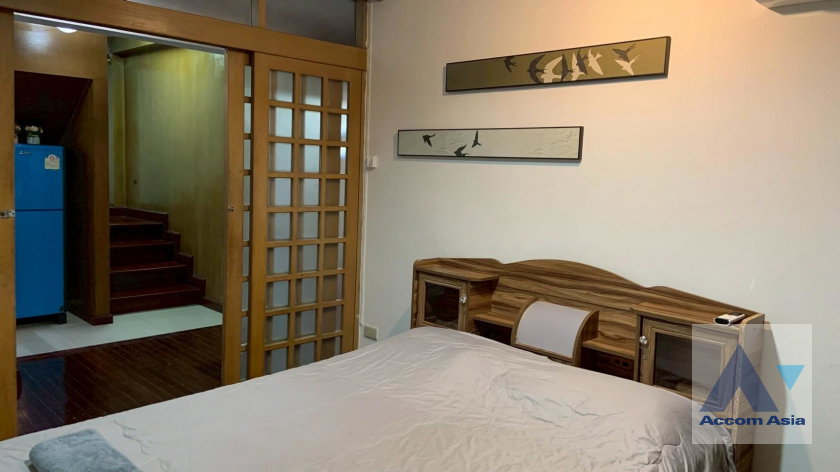 picture 🔼🔽 AccomA 📩 Home Office 7 BR Townhouse in Khlong Tan Nuea (2513324) - 19/20