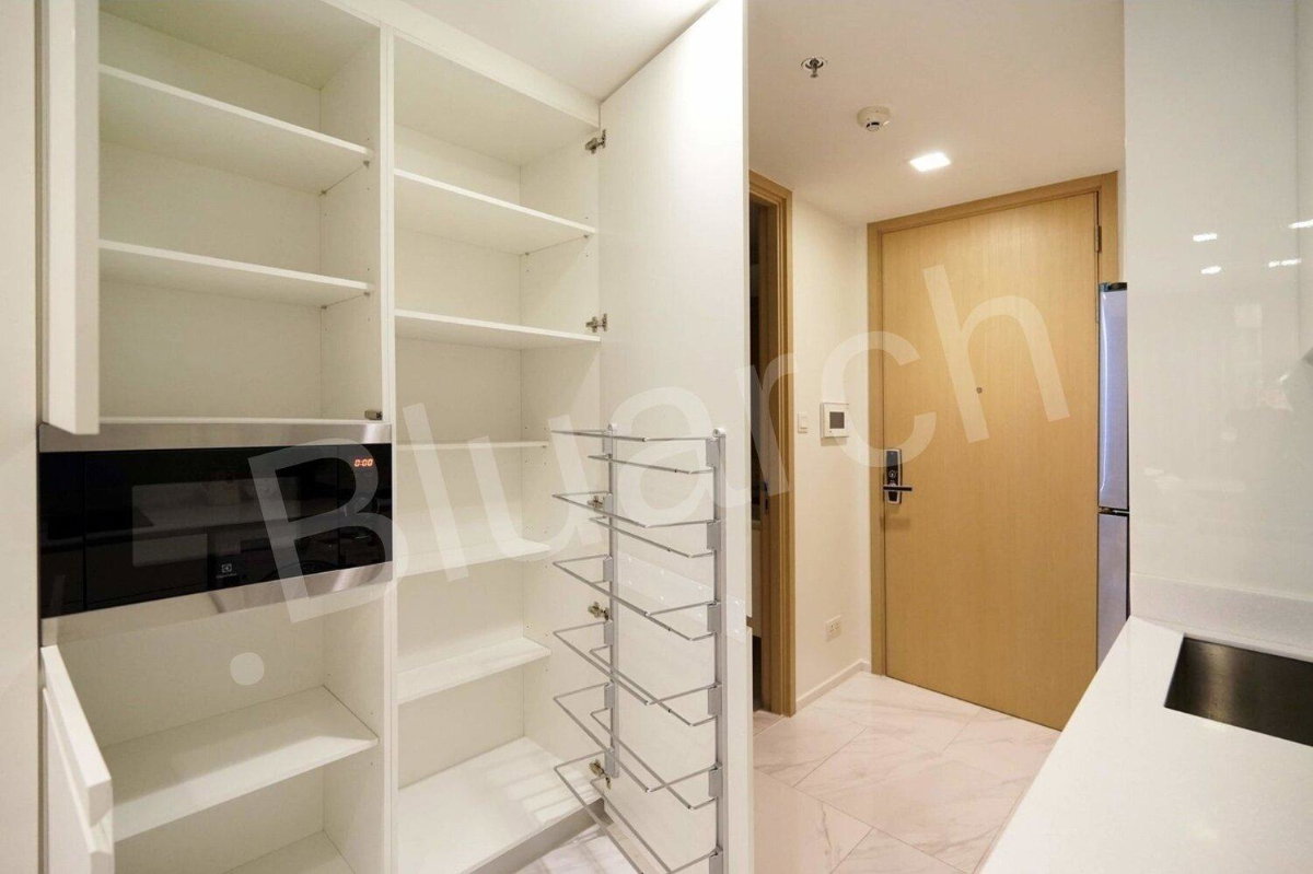 picture for rent Hyde Sukhumvit11. 1bed 35sqm. Line id: @pfagent - 12/12
