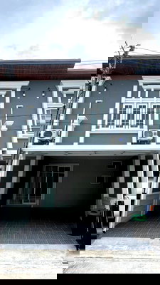 เช่าทาวน์โฮม ริมปิง ซูเปอร์มาเก็ท : ให้เช่าทาวน์โฮม golden town รวมโชค-เชียงใหม่ ทำเลดี เดินทางสะดวก เฟอร์นิเจอร์ครบ พร้อมเข้าอยู่ (R1008) T.0946511456