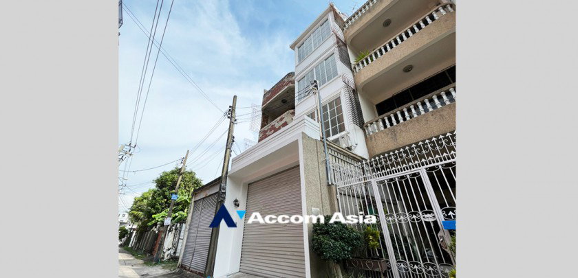 picture 🔼🔽 AccomA 📩 Home Office 3 BR Townhouse in Khlong Tan Nuea (AA30465) - 3/17
