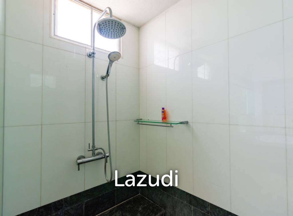 picture THE BEACH PALACE :  3 Bed Seaview Condo at Cha-am - 26/32